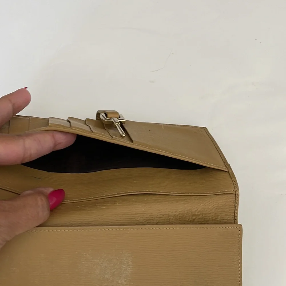 Gucci Authentic Leather Wallet